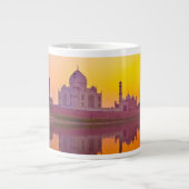 Monumenten Taj Mahal at Sunset Extra Grote Beker (Voorkant)