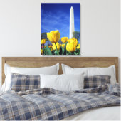 Monumenten | Washington Monument in Spring Canvas Afdruk (Insitu (Slaapkamer))