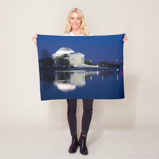 Monuments | The Jefferson Memorial Fleece Deken (In situ)
