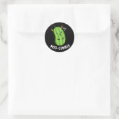 Moo-cumber Funny Veggie Cucumber Pun Dark BG Ronde Sticker (Tas)