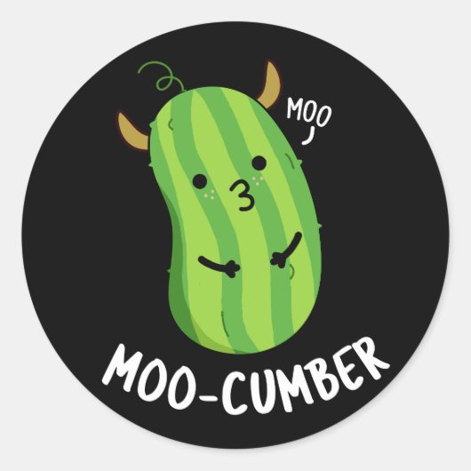 Moo-cumber Funny Veggie Cucumber Pun Dark BG Ronde Sticker (Voorkant)