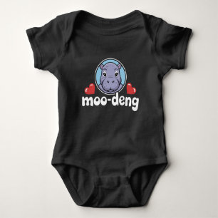 Moo Deng Bouncy Pig in het Thaise Afbeelding Baby  Romper