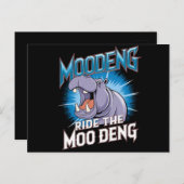 MOO DENG Hippo Ride The MOO DENG Briefkaart (Voorkant / Achterkant)
