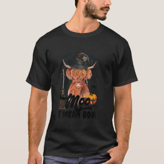 Moo I Mean Boo Witch Scottish Highland Cow Hallowe T-shirt