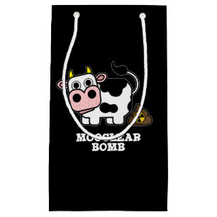 Mooclear Bomb Funny Koe Pun Dark BG Klein Cadeauzakje