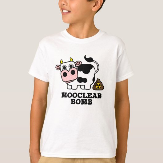 Mooclear Bomb Funny Koe Pun T-shirt (Voorkant)