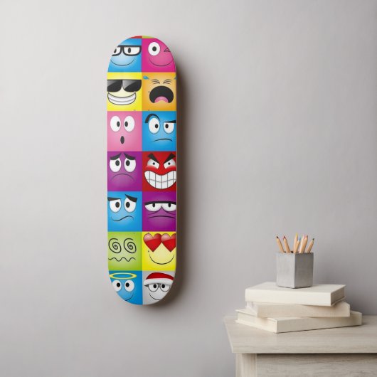 Moods and Emoticons Skateboard (Muurkunst)