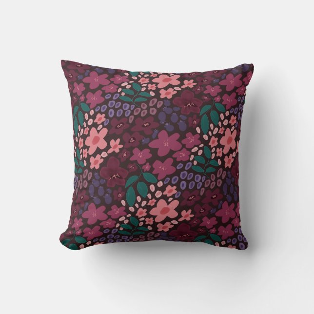 Moody Burgandy Floral Throw Pillow Kussen (Voorkant)