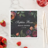 Moody Dark Floral Boho rozen Servet (Insitu)