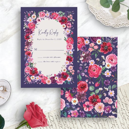 Moody Dark Floral RSVP Kaartje