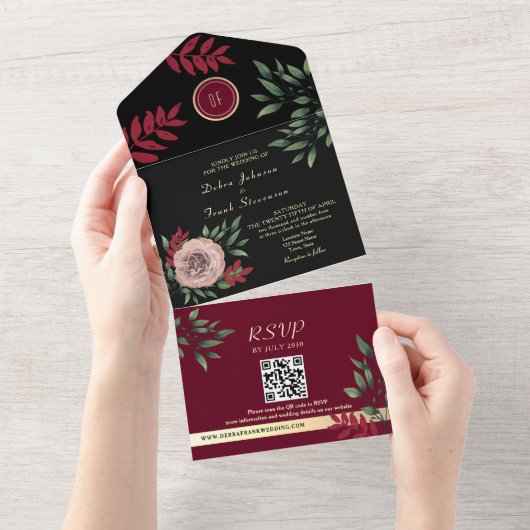 Moody Floral Bourgondië Zwart Bruiloft All In One Uitnodiging (Afscheurbaar)
