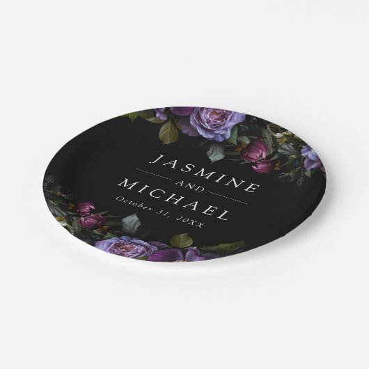 Moody Gothic Paarse bloemenbruiloft Papieren Bordje (Gekanteld)