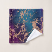 Moody Luxe Marble | Deep Paarse en Blauwgroen Roos Bad Handdoek (Wasdoekje)