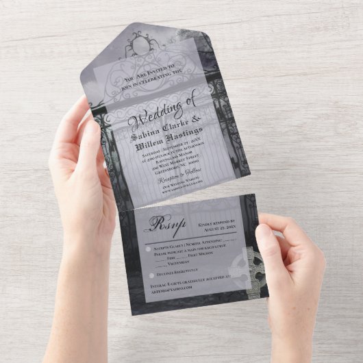 Moody Médiéval tout en un mariage Invitation RSVP (Déchirure)