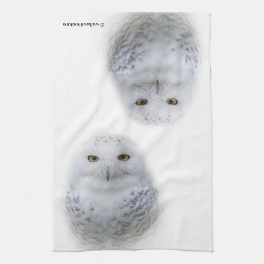 Mooi, drommelig en Serene Snowy Owl Theedoek (Verticaal)