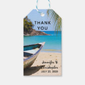 Mooi tropisch strand met een rowboot bedankt cadeaulabel (Voorkant)