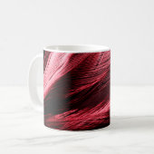 Mooie abstracte rode veren op donkere achtergrond koffiemok (Voorkant links)