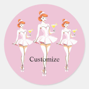Mooie Ballerina die poseert met Martini Thunder_Co Ronde Sticker