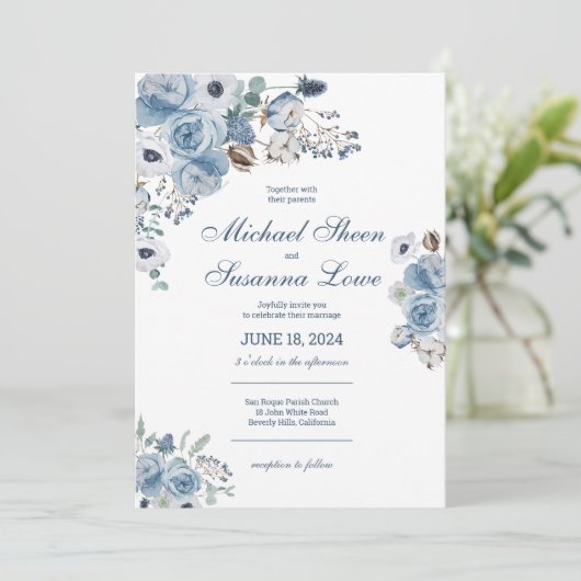 Mooie blauwe bloemenbruiloft kaart (Staand voorkant)
