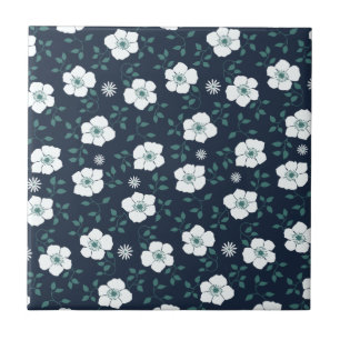 Mooie blauwe en witte bloemmotief tegeltje