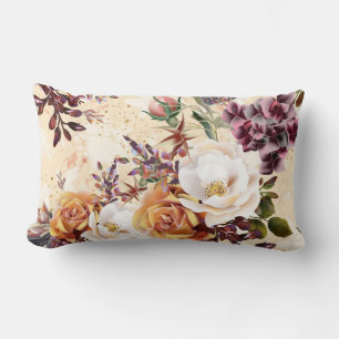 Mooie bloemrijke decoratieve opvallende kussen