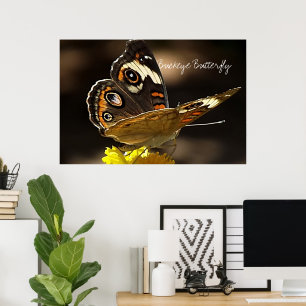 Mooie Buckeye Butterfly op een gele ventilator Poster