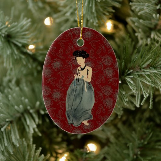 Mooie dame die een Koreaanse Hanbok kerstmis heeft Keramisch Ornament (Boom)