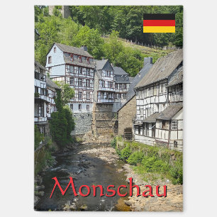 Mooie Duitse dorp Monschau in de zomer reis Magneet