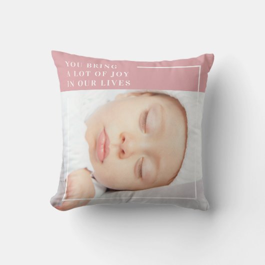 Mooie Foto van een Baby | Roze & Wit | Spreuk Kussen (Voorkant)
