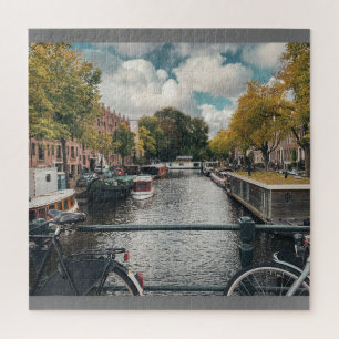mooie gracht onder bewolkte hemel legpuzzel