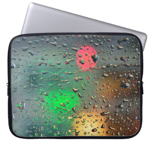Mooie heldere lichten in de regen laptop sleeve