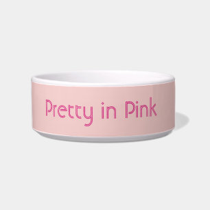 Mooie in het roze voerbakje