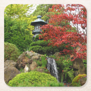 Mooie Japanse rottentuin met Pagoda Vierkante Kartonnen Onderzetter