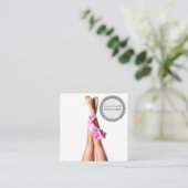 Mooie lange vrouwen poten bloemschoonheid behandel vierkante visitekaartje (Staand voorkant)