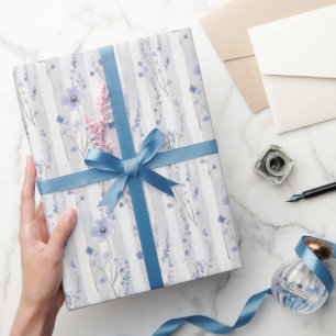 Mooie lavendel witte bloem strepen bruidsdouche cadeaupapier