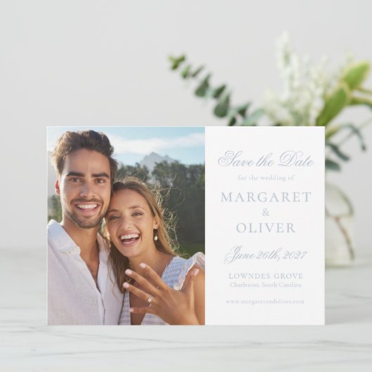 Mooie lichtblauwe script foto save the date kaart (Staand voorkant)