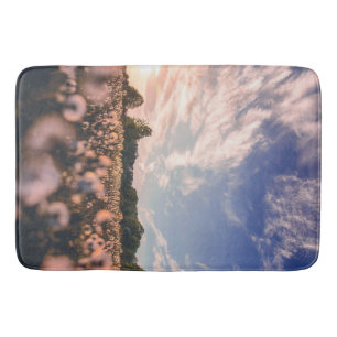 Mooie lucht boven de vlakte badmat