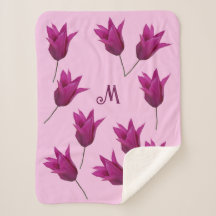 Mooie M monogram  roze tulpen bloemig
