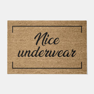 Mooie onderkleding deurmat