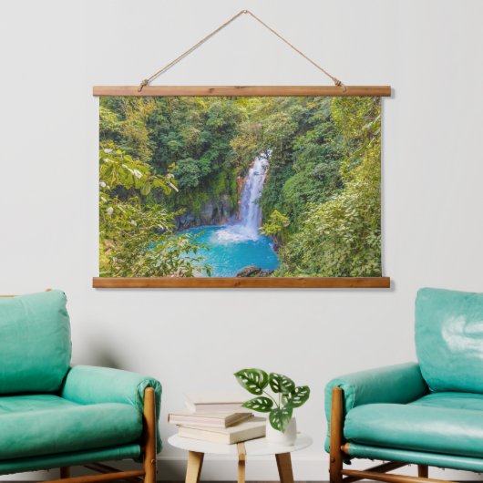 Mooie ontspannende Blue Unique Waterval in Oerwoud Hangend Wandkleed (Woonkamer)