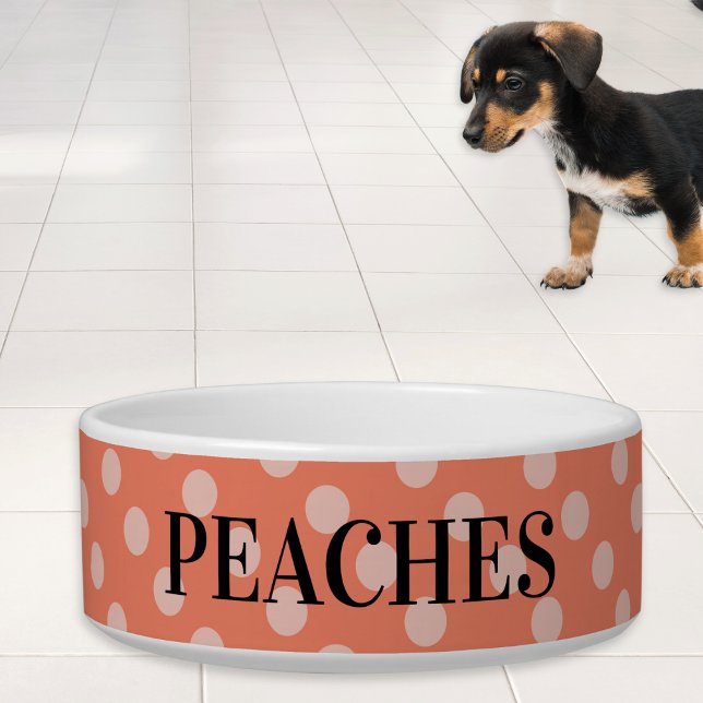 Mooie Perzik Stippenpatroon Retro Voerbakje (A pretty dog bowl with a peach colored polka dot pattern, to personalize with your pet's name)