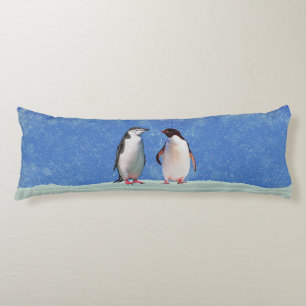 Mooie Pinguïn Koppel op Hemelblauw Lichaamskussen