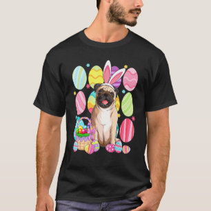 Mooie Pug Paashaas Oor Kleurrijk Paasei Mand T-shirt