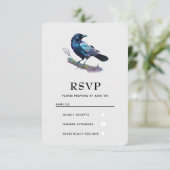 Mooie Raven op een boomtak RSVP Kaartje (Staand voorkant)