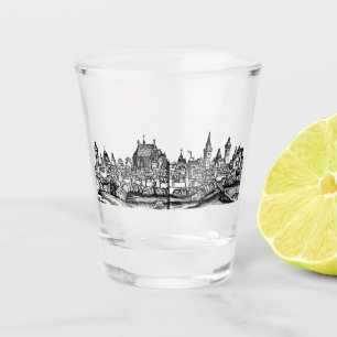 Mooie stad in Frankrijk op het mediterrane Zee Shot Glas