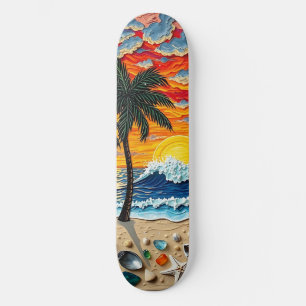 Mooie strandscène met palmbomen   skateboard