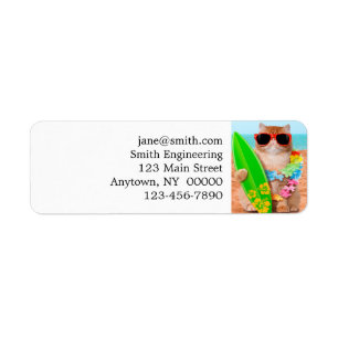 Mooie surferkat op het strand etiket