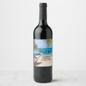 Mooie Tropische strand met een roeiboot Wijn Etiket (Voorkant)