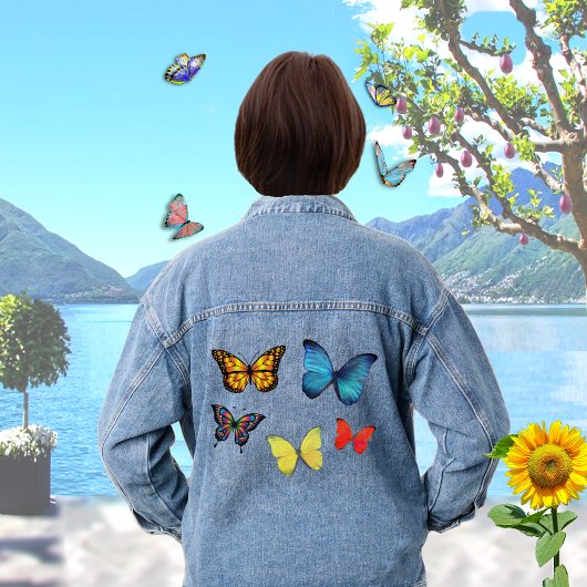 Mooie veelkleurige vlinders op denim jacket