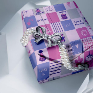Mooie verjaardagsvierkantjes – Roze modern patroon Cadeaupapier